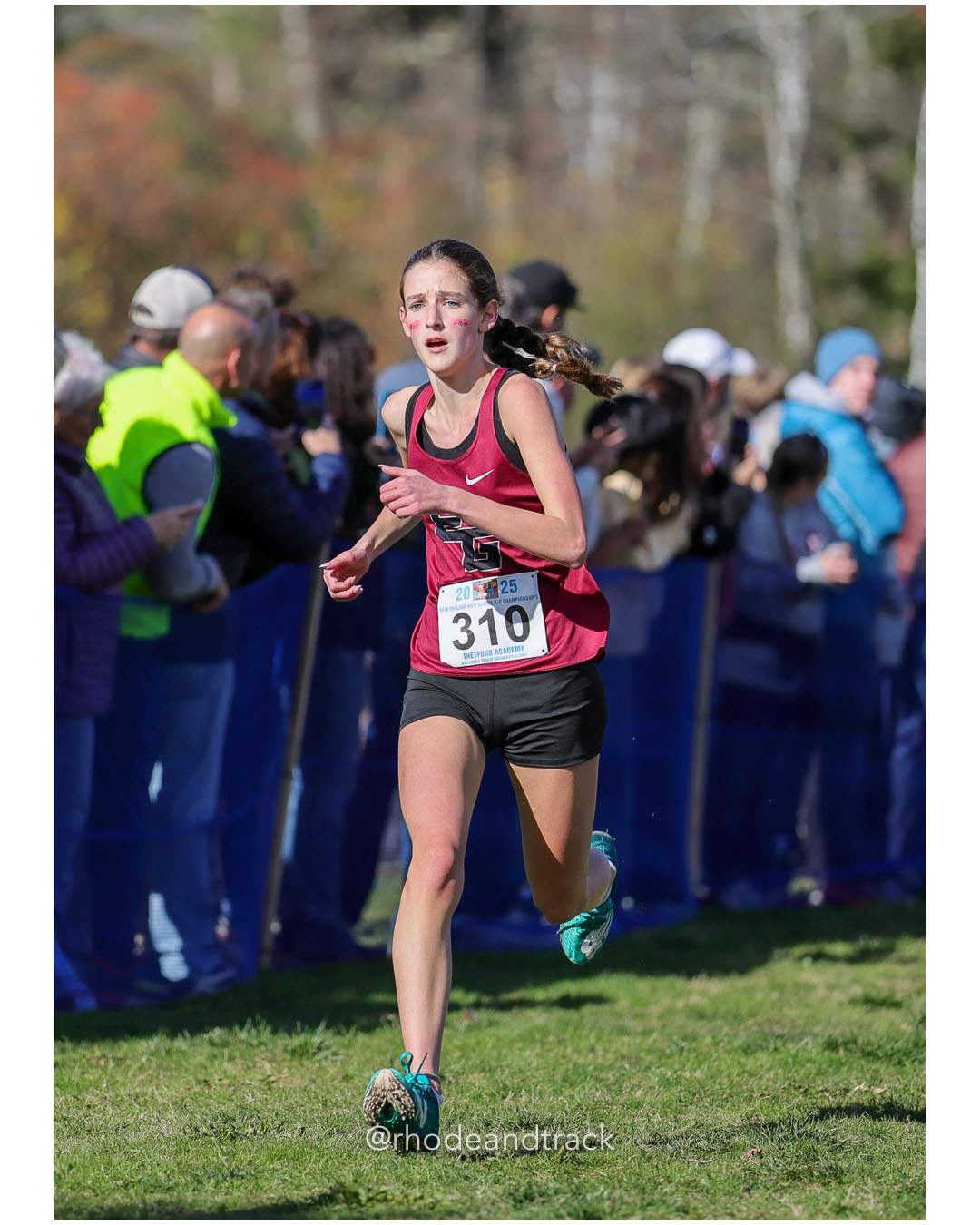 Olive Willis, East Greenwich High School, P114, 21:29.54 - New England Cross Country State Championship - Thetford Vt - November 8, 2025 File: ./dir-1-Girls-Championship/251108-2025-New England-Cross-Country-Championships-Thetford-VT-300-296A5343.jpg Olive Willis, East Greenwich High School, P114, 21:29.54 - New England Cross Country State Championship - Thetford Vt - November 8, 2025 –…